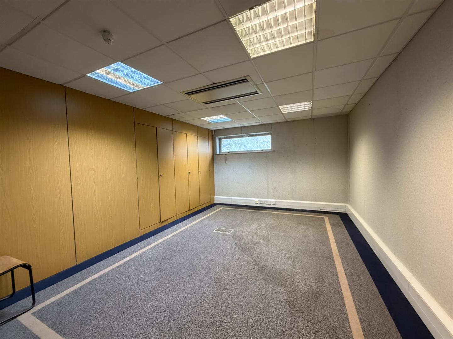 16, Hilton Square Pendlebury, Manchester, photo 5